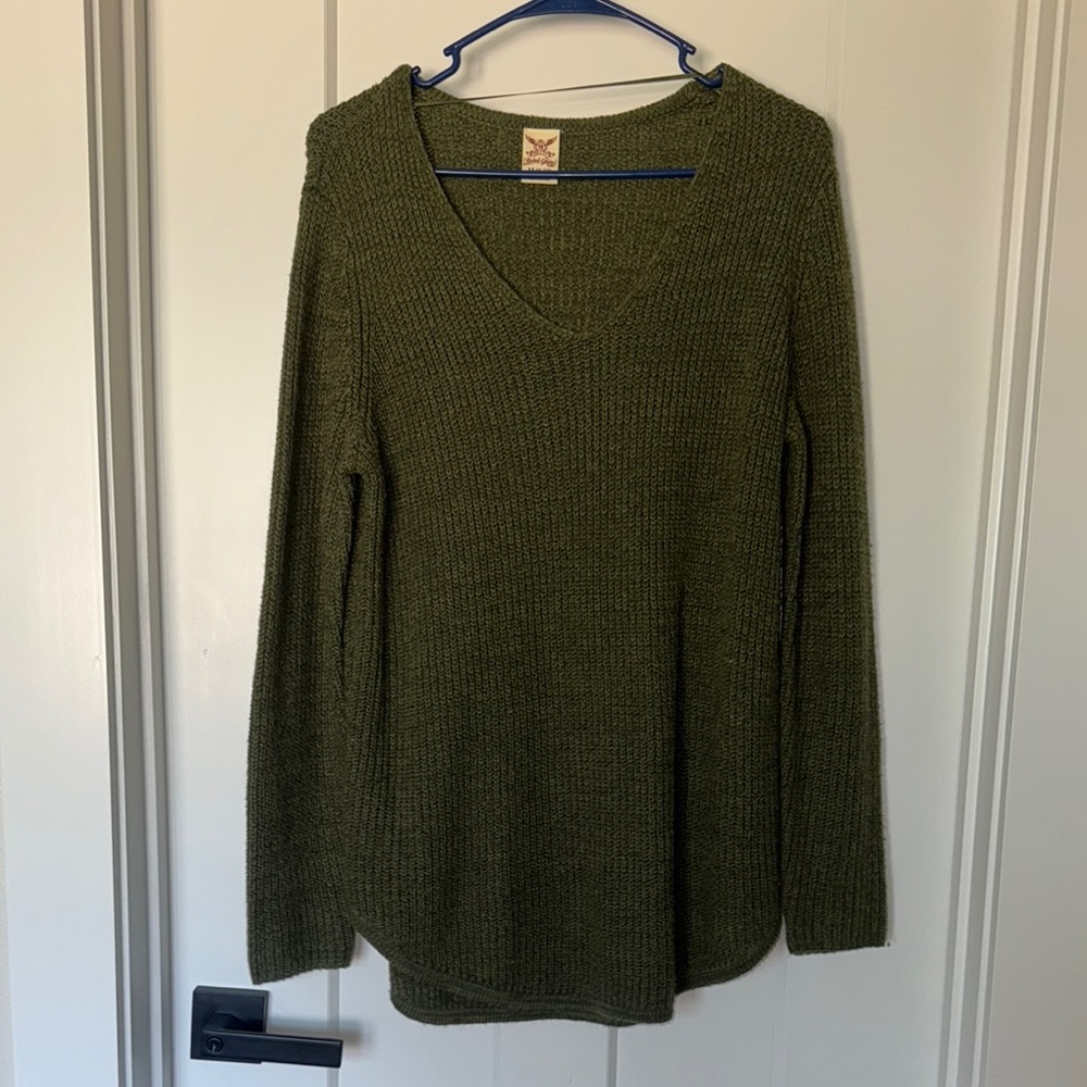 Green V-Neck Knit Sweater with Relaxed Fit